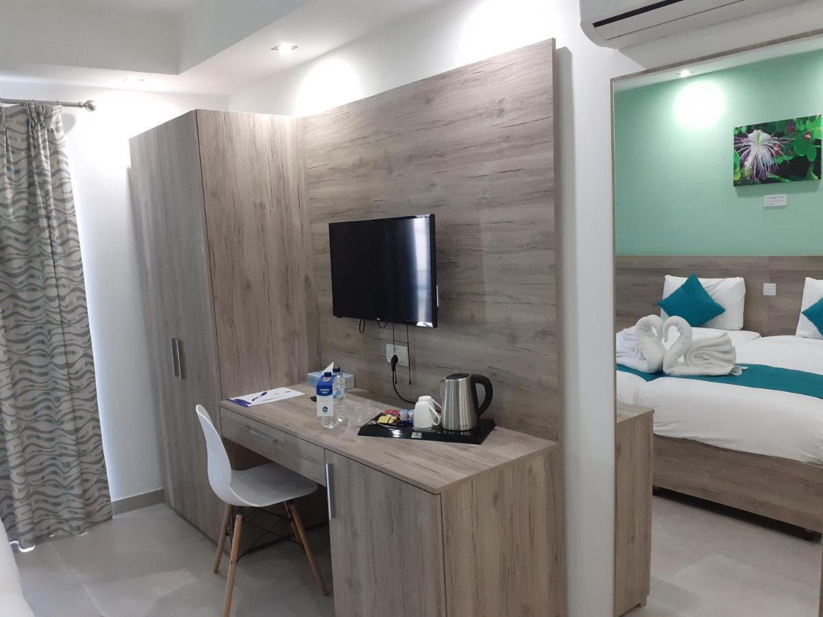Tj Boutique Hotell Marsaskala Exteriör bild