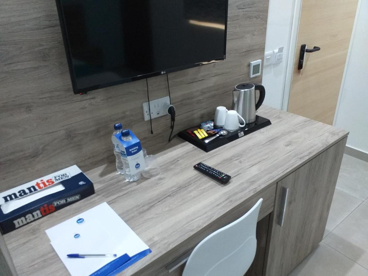Tj Boutique Hotell Marsaskala Exteriör bild